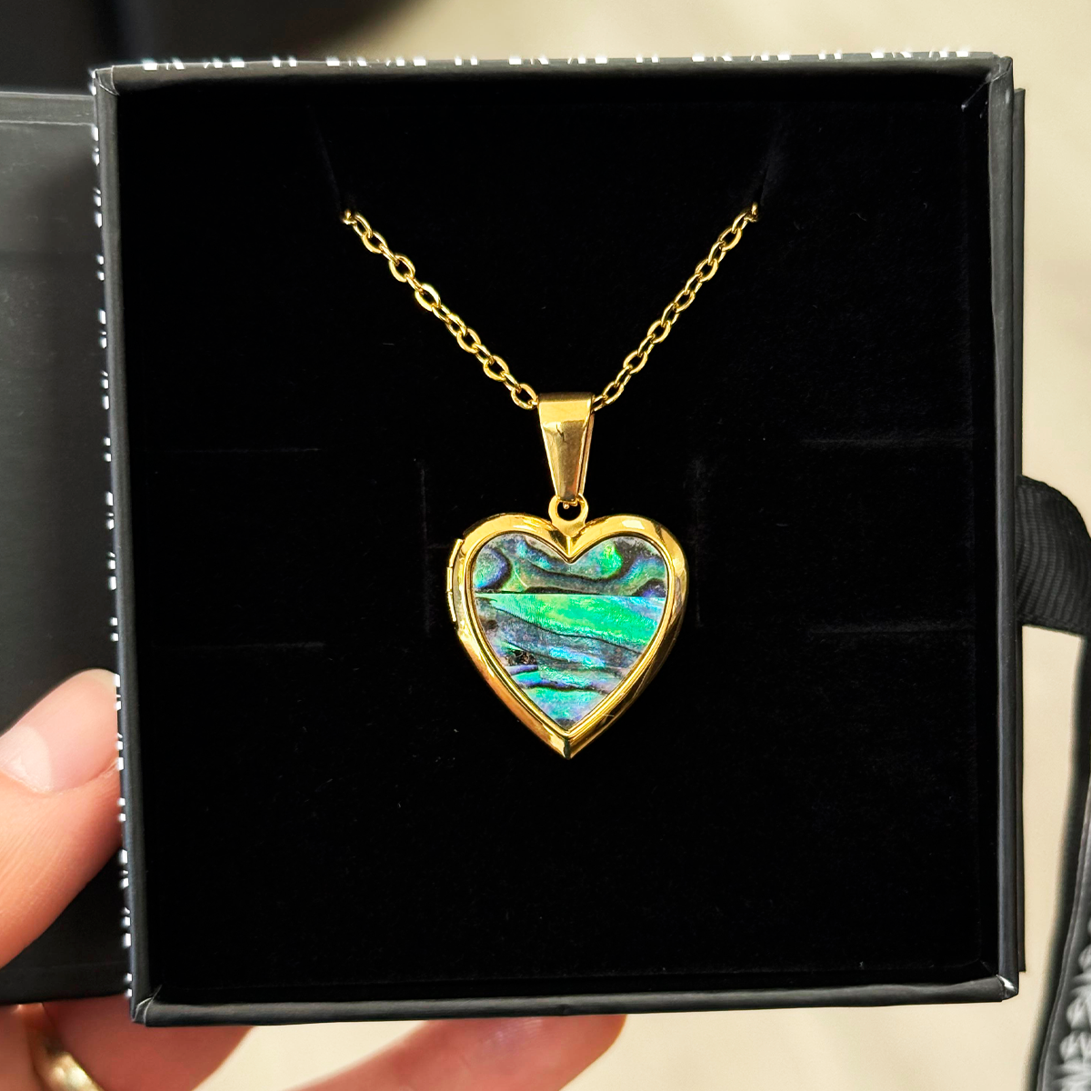 Relicario dorado con tornasol verde violeta, Collar Personalizable, Guardapelo o relicario personalizable con foto o mensaje