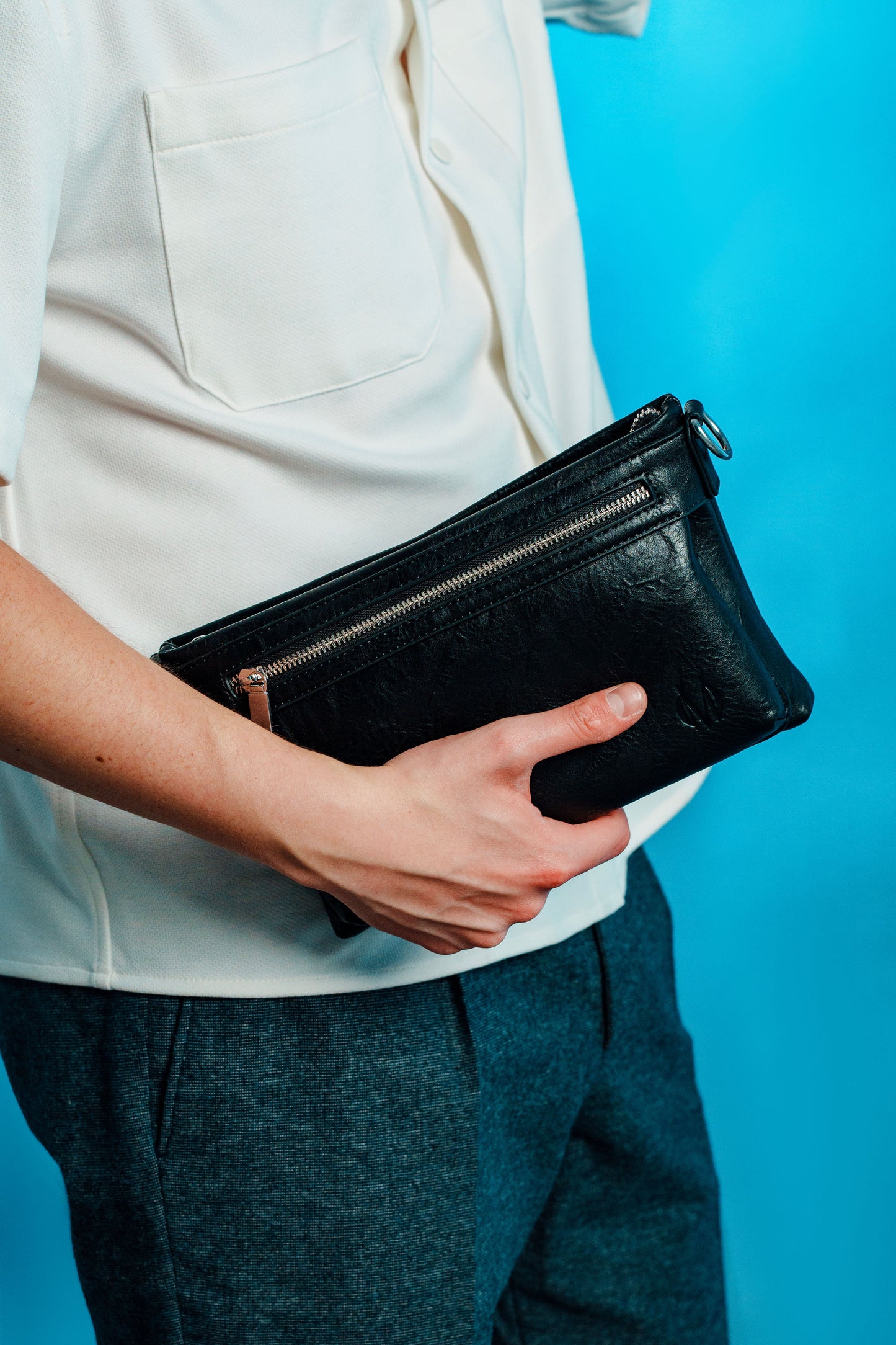 CARTERA MONROE CROSS BODY, CARTERA DE MANO UNISEX, CARTERA DE POLIURETANO DE ALTA COSTURA