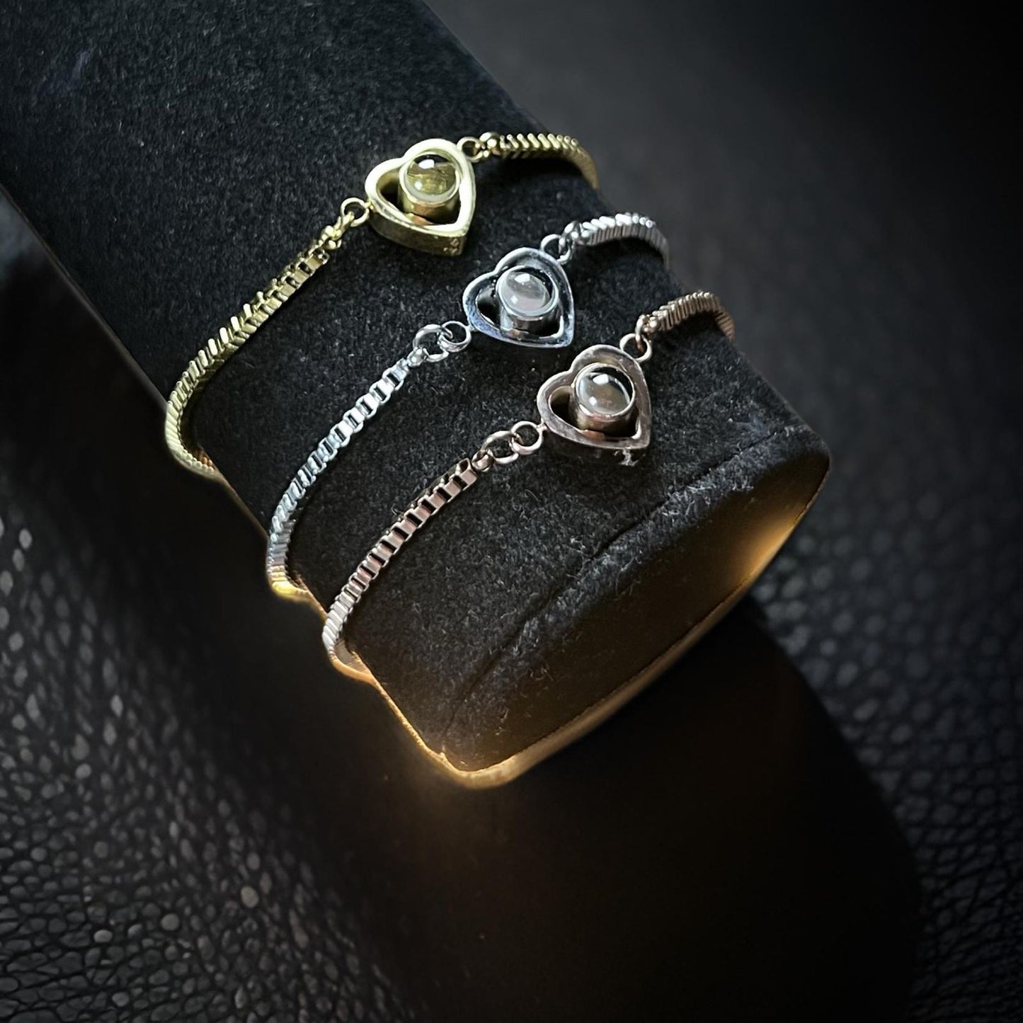 Pulsera personalizable, Pulsera forma de corazones, ajustable, personalizable con foto oculta