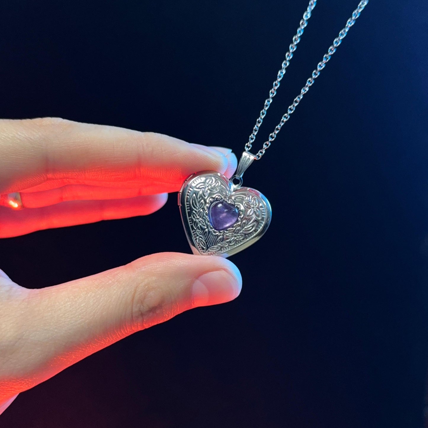 Relicario personalizable con corazón violeta con foto a color Collar personalizable