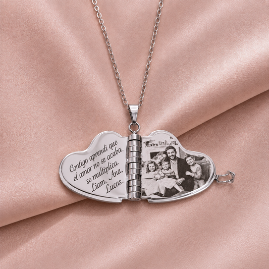 Collar Libro Personalizable de Acero Inoxidable – Foto y Grabado Interior
